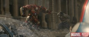 Avengers: Age of Ultron Iron Man vs Hulk (Marvel Studios)