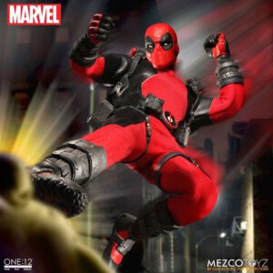 Deadpool One:12 Collective Figure Action Shot (Mezco Toys)