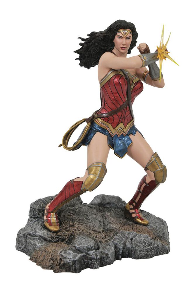 Diamond Select Justice League Movie Wonder Woman Bracelets PVC Figure